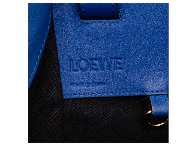 LOEWE Blue Medium Hammock Satchel aus bicolor körnigem Kalbsleder - Ansicht 5