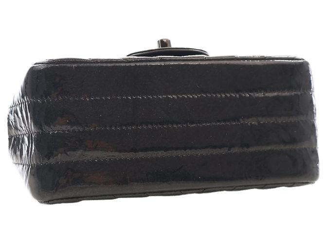 Chanel Black Mini Square Classic Chevron Crumpled Patent So Black Single Flap - vista 10