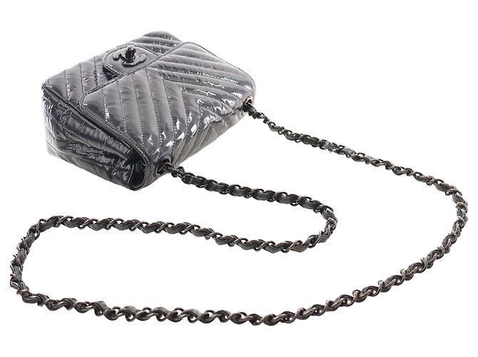 Chanel Black Mini Square Classic Chevron Crumpled Patent So Black Single Flap - vista 14