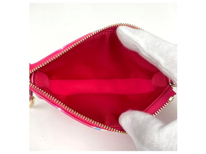 Louis Vuitton Mini Pochette Accessoires in Fuchsia - vista 5