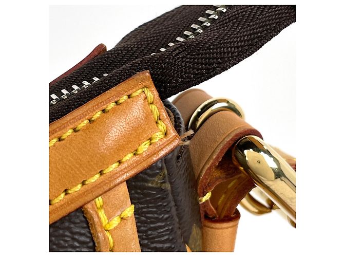 Borsa a tracolla Louis Vuitton Tulum GM - vista 6