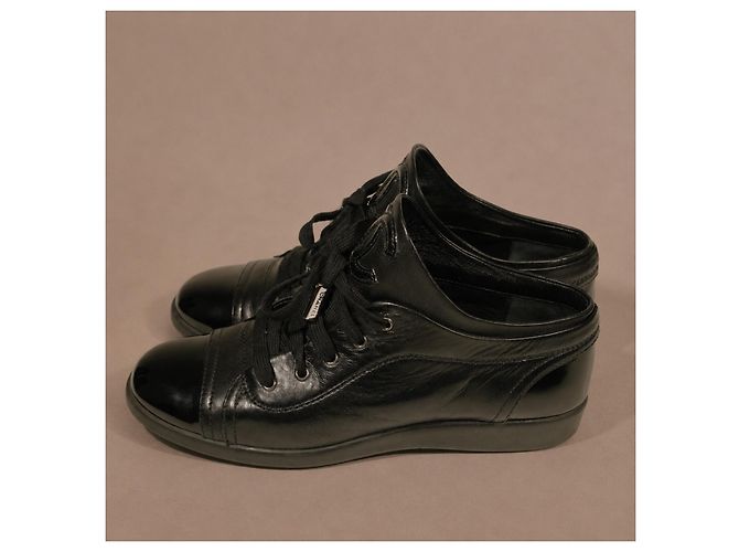 Chanel Sneakers in pelle nera e vernice - vista 7