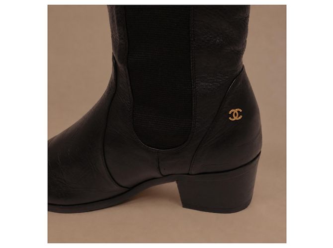 Botines Chanel Runway de piel negra - vista 7
