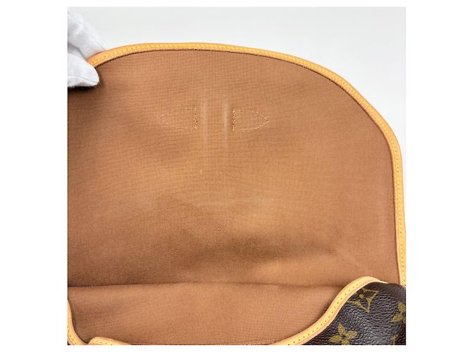 Louis Vuitton Saumur 30 Schultertasche - Ansicht 9