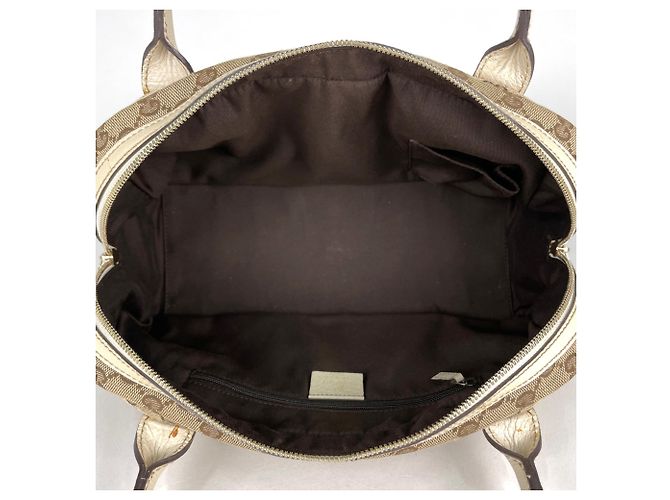 Gucci Schultertasche in Beige und Weiß - Ansicht 10