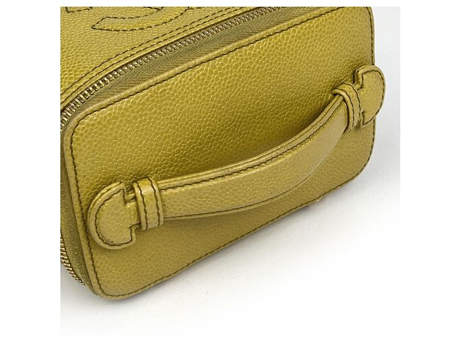 Chanel Vanity Pouch aus gelbem genarbtem Kalbsleder - Ansicht 6