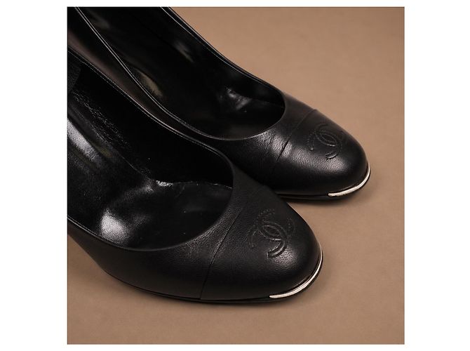 Chanel Schwarze Leder-Pumps - Ansicht 7
