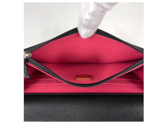 Chanel Schultertasche aus schwarzem Leder - Ansicht 8