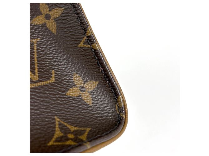 Bolso Tote 2-Way Louis Vuitton OnTheGo MM - vista 4