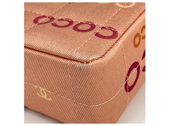 Borsa a tracolla Chanel in tela rosa - vista 3