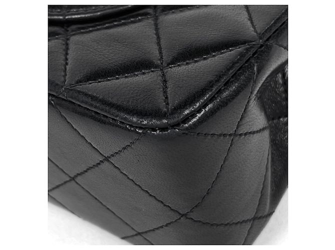 Bolsa de ombro Chanel Matelassé em couro preto - vista 3