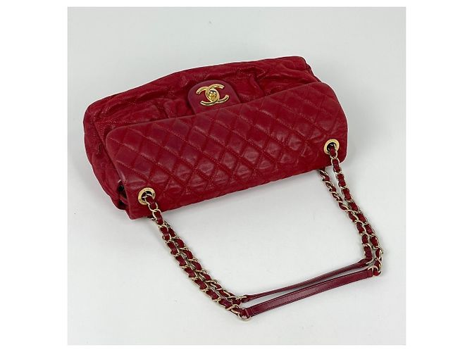 Borsa a tracolla Chanel Matelassé in pelle rossa - vista 5