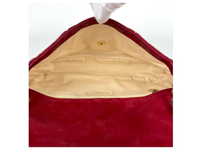 Borsa a tracolla Chanel Matelassé in pelle rossa - vista 6