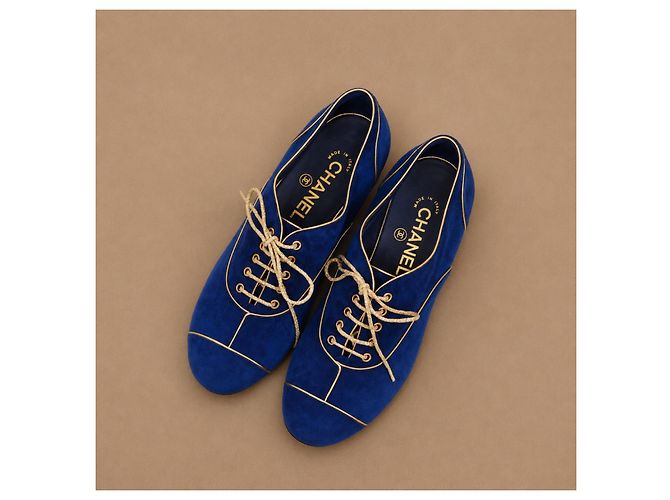 Chanel Scarpe stringate camoscio blu e oro - vista 9