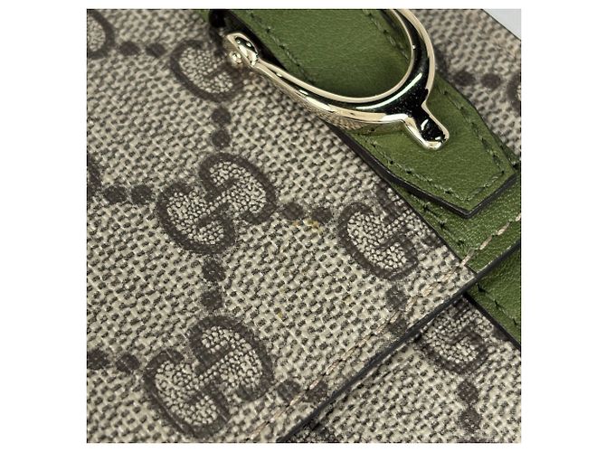 Cartera bi-fold Gucci en beige y verde - vista 4