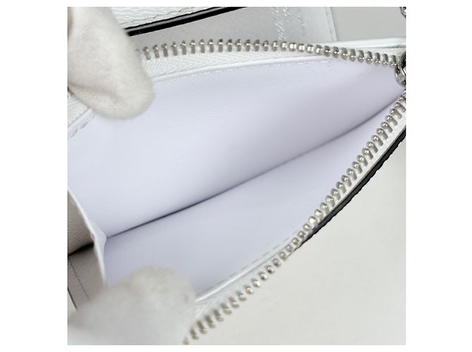 Louis Vuitton Victor Tri-fold Wallet - view 6