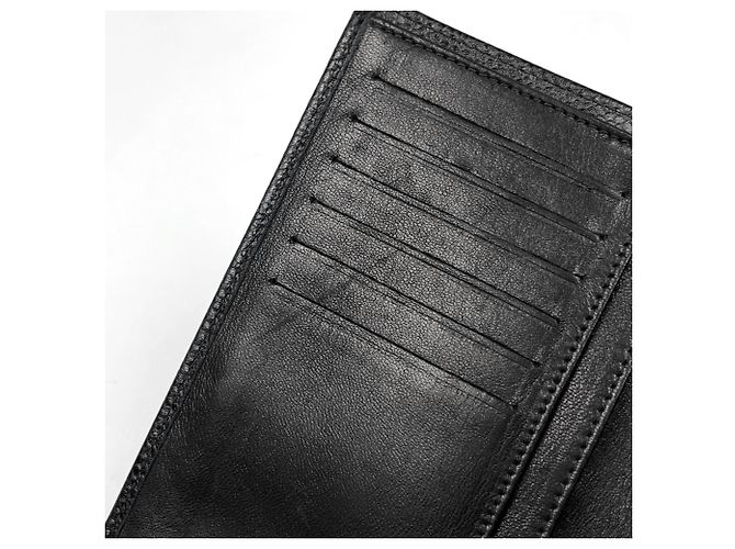 Cartera tri-fold Chanel en piel de becerro granulada negra - vista 5
