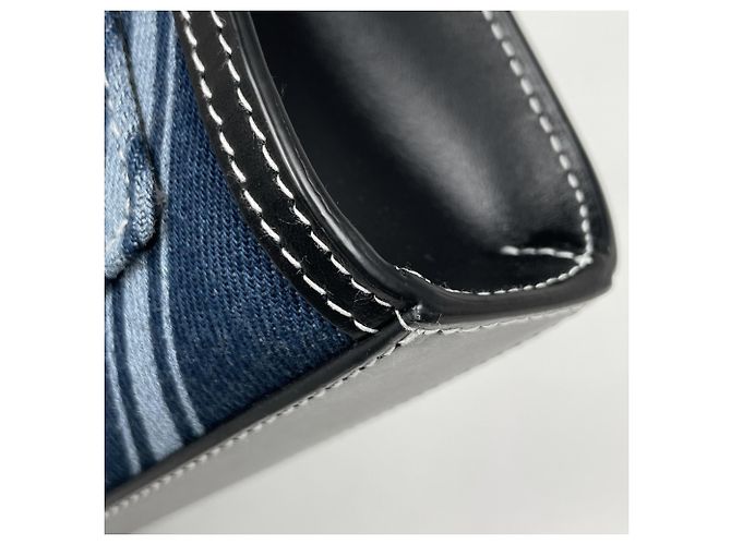 Borsa Mini Pocket Burberry in Denim Blue - vista 3