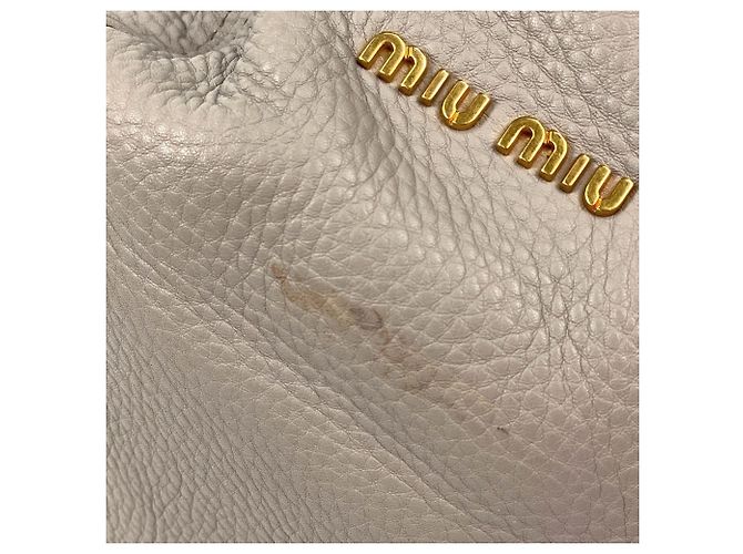 Borsa a tracolla Miu Miu in pelle beige - vista 4