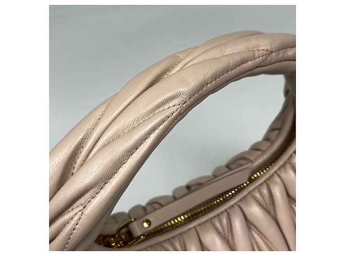 Borsa hobo Miu Miu in pelle rosa - vista 7
