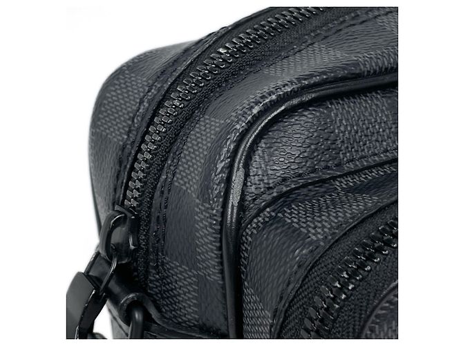 Louis Vuitton Utility Messenger Schultertasche - Ansicht 4