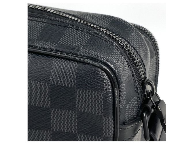 Louis Vuitton Utility Messenger Schultertasche - Ansicht 5