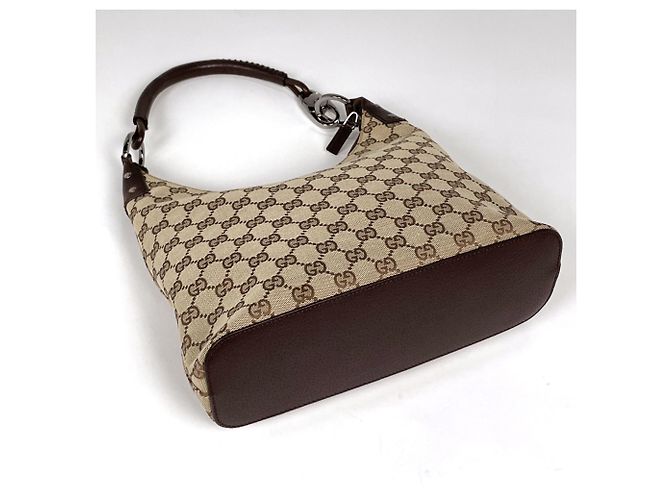 Gucci Schultertasche aus beige-braunem GG Canvas - Ansicht 2
