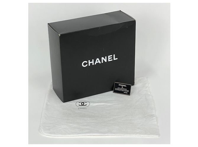 Borsa Tote Chanel in pelle di vitello grana nera - vista 8