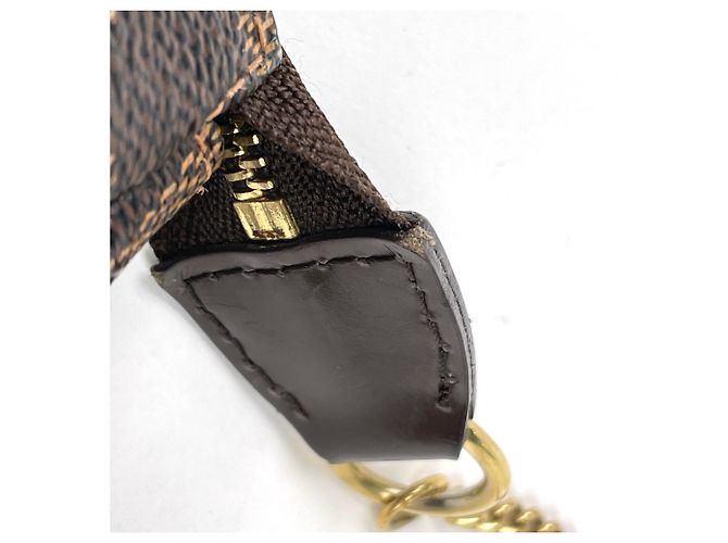 Louis Vuitton Mini Pochette Accessoires - vista 5