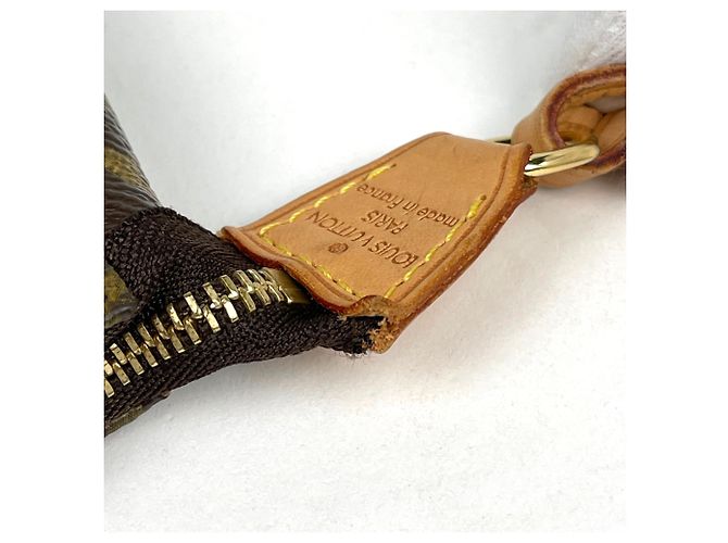 Louis Vuitton Pochette Accessoires - vista 4