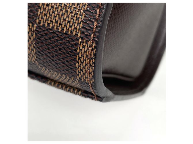 Bolso de mano Louis Vuitton Triana - vista 3