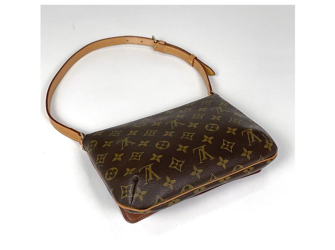 Bolsa de Ombro Louis Vuitton Musette Tango - vista 2