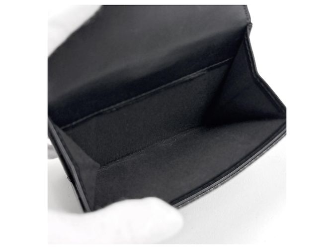 Cartera bi-fold Chanel en piel de becerro granulada negra - vista 7