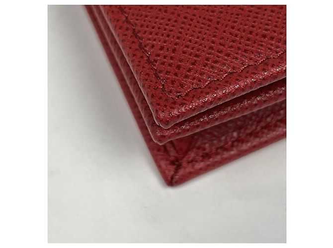 Prada Visitenkartenetui aus rotem Saffiano-Leder - Ansicht 3