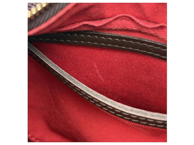 Louis Vuitton Rivington PM Schultertasche - Ansicht 9
