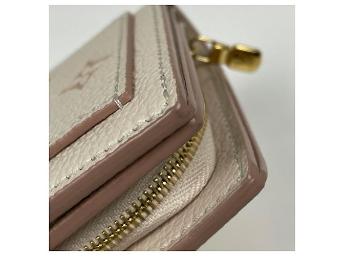 Louis Vuitton Portefeuille Claire Bi-fold Wallet - vista 3