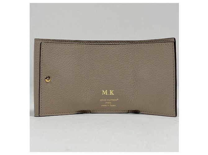 Louis Vuitton Portefeuille Lock Mini Tri-fold Wallet - vista 8