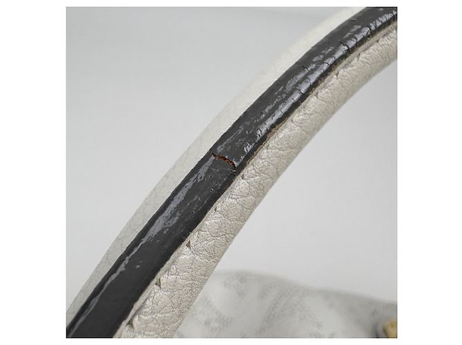 Louis Vuitton Mahina L Handtasche - Ansicht 10