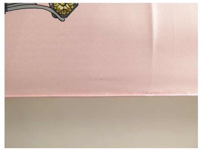 Hermès NEU HERMES SPRING ROSE PALE SEIDEN TUCH QUADRAT 90 LEDOUX PINK SILK SCARF - Ansicht 9