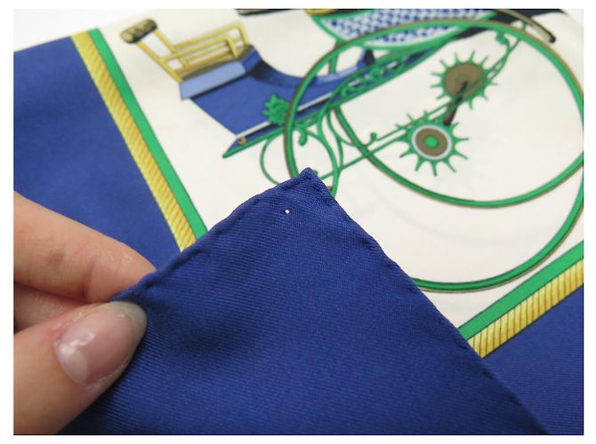 Hermès PAÑUELO HERMES LES VOITURES A TRANSFORMATION 1ERE EDITION 1965 CARRE SCARF - vista 19