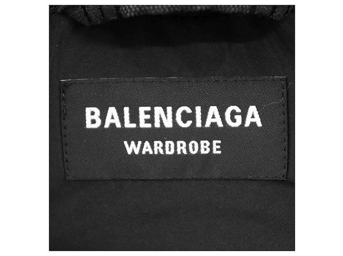 Chaqueta de plumón Balenciaga WARDROBE Monogram BB Logo en jacquard de algodón/poliéster - vista 9