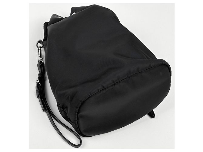 Pouch accessori Prada in nylon nero - vista 2
