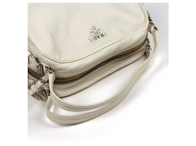 Borsa a mano Prada in pelle bianca - vista 6