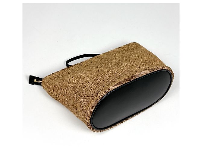 Pouch Salvatore Ferragamo in tessuto e pelle marrone - vista 2