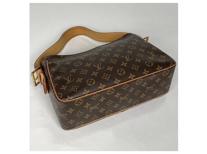 Cité Borsa a tracolla Louis Vuitton Viva Cite GM - vista 2