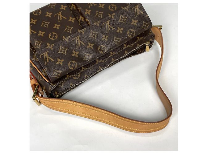 Cité Borsa a tracolla Louis Vuitton Viva Cite GM - vista 6