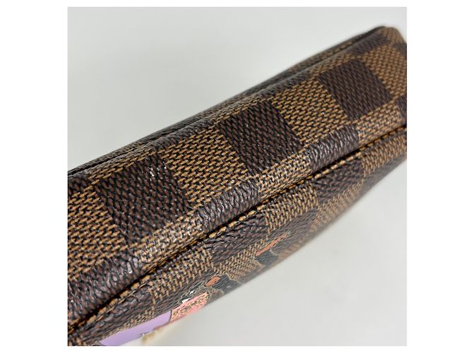 Louis Vuitton Mini Pochette Accessoires - vista 4