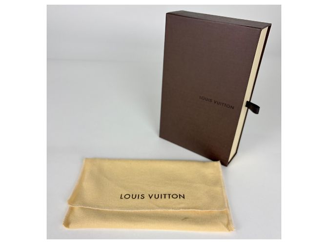 Louis Vuitton Mini Pochette Accessoires - vista 8