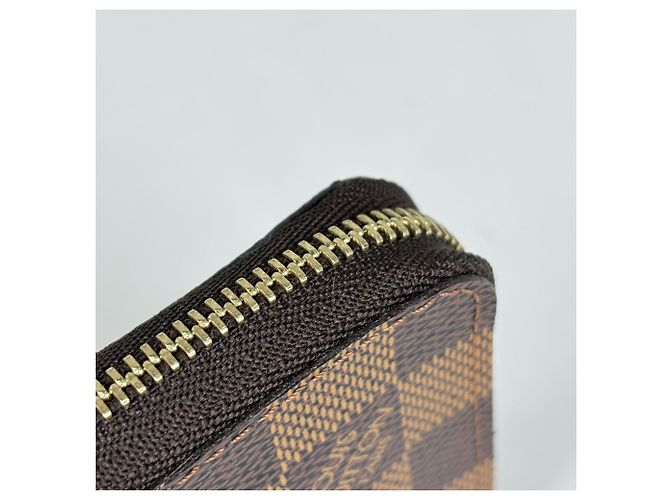 Monedero Zippy Louis Vuitton Damier Brown - vista 4