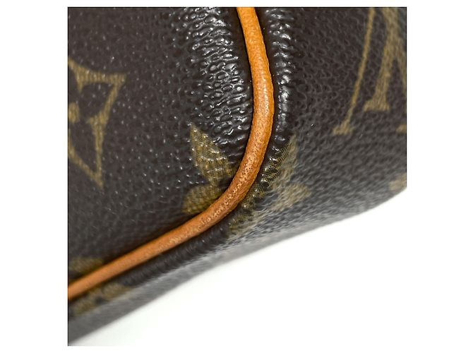 Louis Vuitton Pochette Marly Bandoulière Shoulder Bag - vista 3